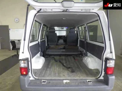 Mazda Bongo Van