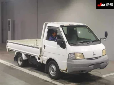 Mitsubishi Delica Truck
