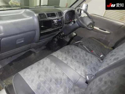 Mitsubishi Delica Truck