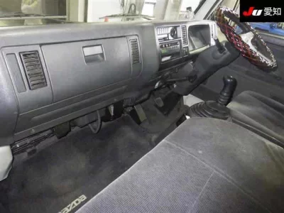 Mazda Titan