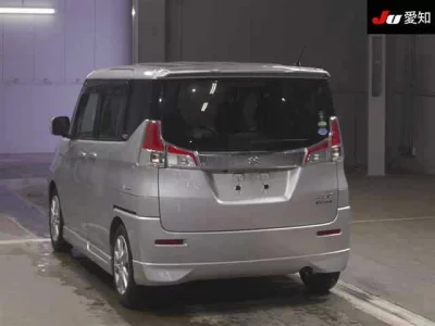 Suzuki Solio