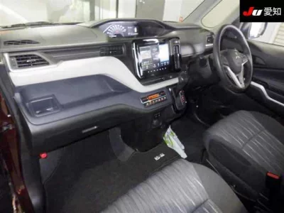 Mitsubishi Delica D:2
