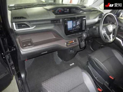 Mitsubishi Delica D:2