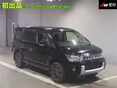 Mitsubishi Delica D:5