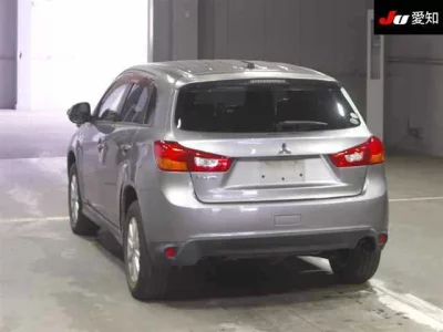 Mitsubishi RVR