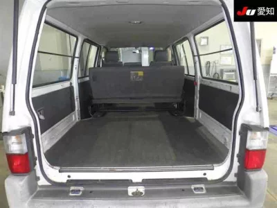 Mazda Bongo Van