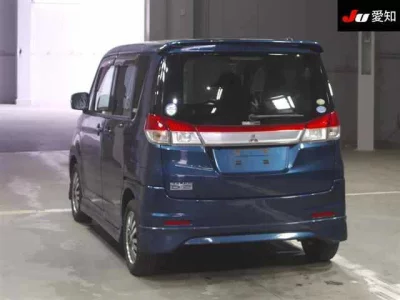 Mitsubishi Delica D:2