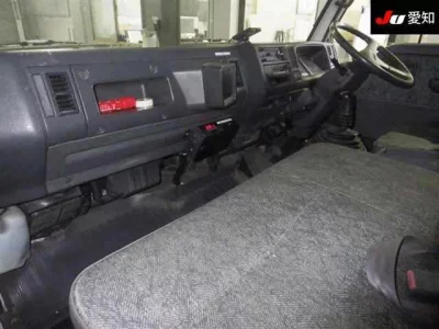 Mazda Titan