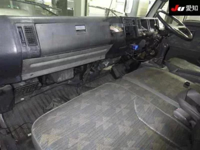 Mazda Titan