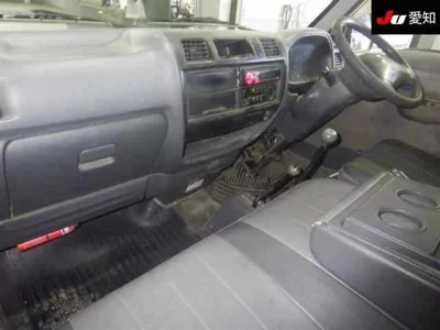 Nissan VANETTE TRUCK