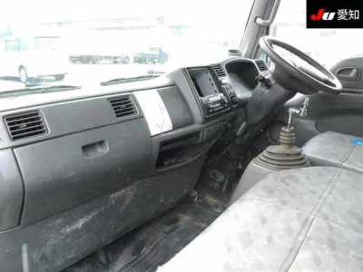 Mazda TITAN