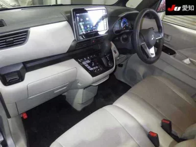 Mitsubishi eK X Space