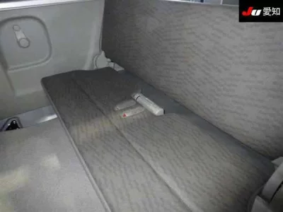 Mitsubishi Minicab Van
