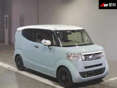 Honda N BOX SLASH