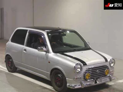 Daihatsu MIRA