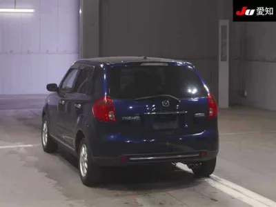 Mazda Verisa