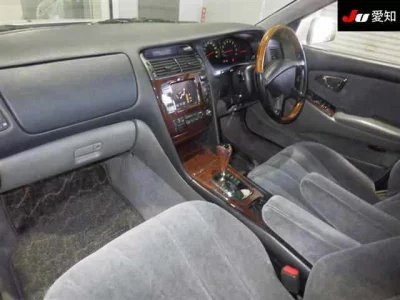 Mitsubishi Diamante