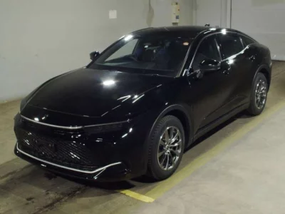 Toyota Crown Crossover