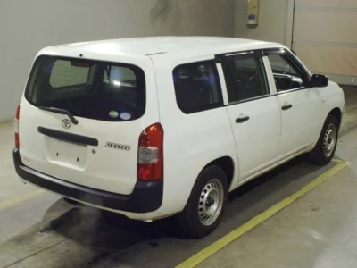 Toyota SUCCEED