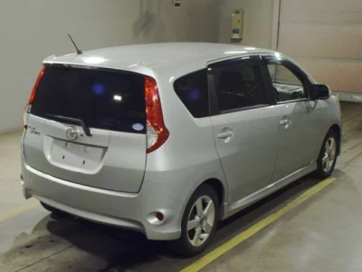 Toyota PASSO SETTE