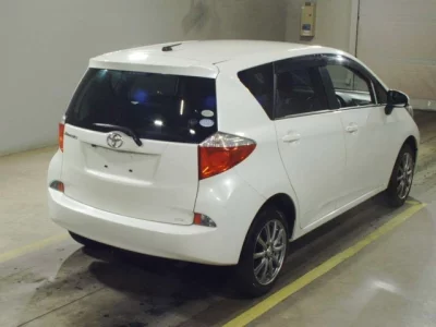 Toyota Ractis
