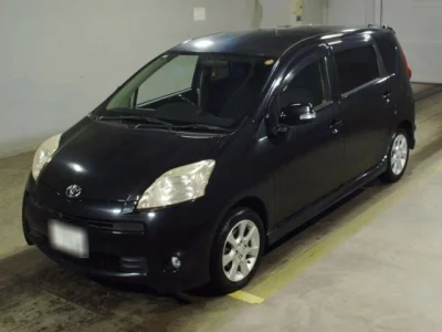 Toyota Passo Sette