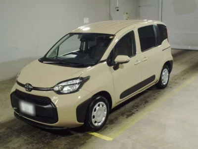 Toyota Sienta