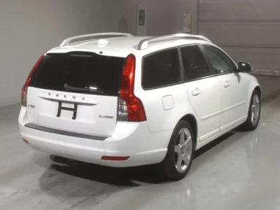 Volvo V50