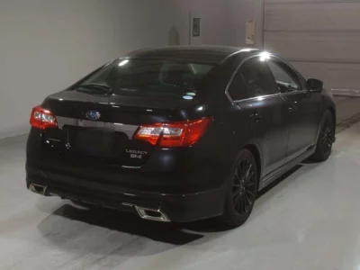 Subaru LEGACY B4