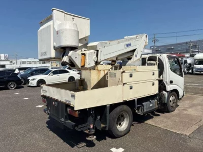 Hino DUTRO
