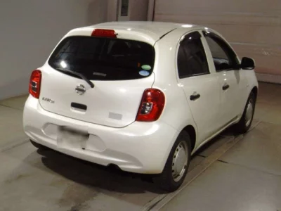 Nissan March