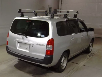 Toyota SUCCEED