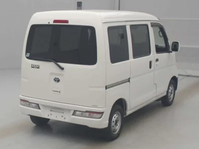 Toyota Pixis Van
