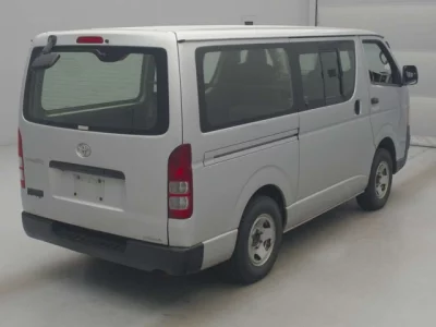 Toyota RegiusAce