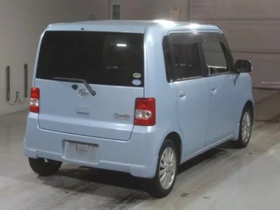 Daihatsu Move Conte