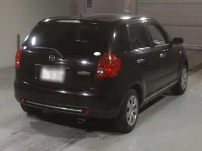 Mazda Verisa