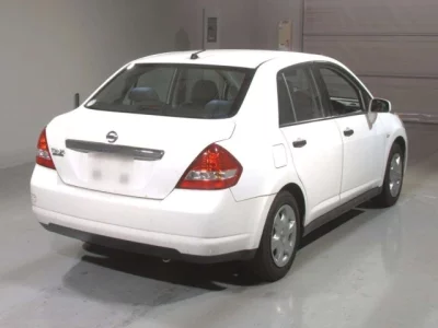 Nissan Tiida Latio