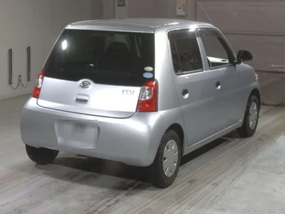 Daihatsu Esse