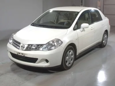 Nissan Tiida Latio