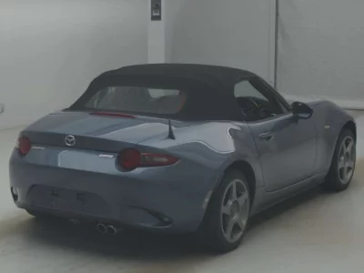 Mazda Roadster