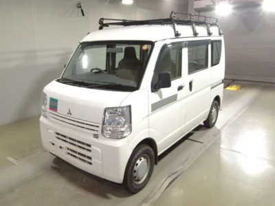 Mitsubishi Minicab Van