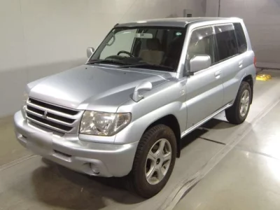 Mitsubishi Pajero iO