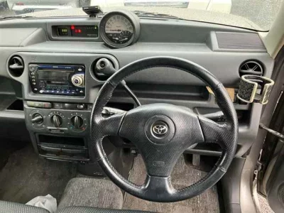 Toyota bB
