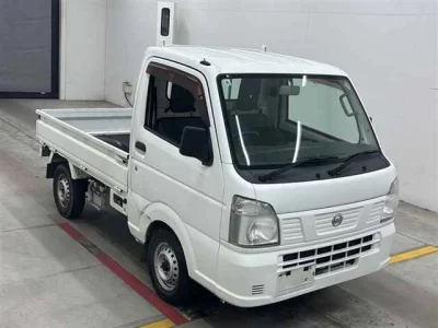 Nissan NT100 Clipper