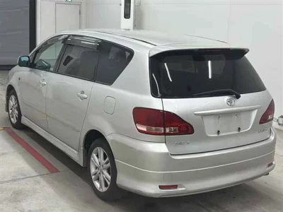 Toyota Ipsum