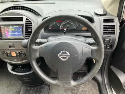 Nissan Lafesta