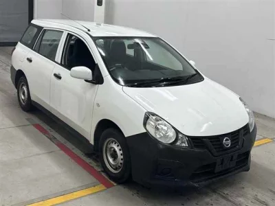 Nissan AD