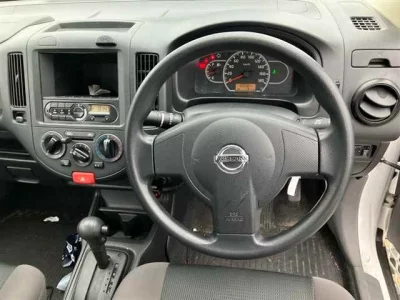 Nissan AD