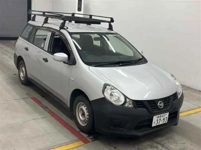 Nissan AD