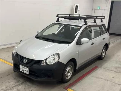 Nissan AD